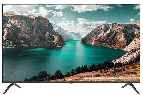 43" (109 см) LED-телевизор BQ 43FS38B черный
