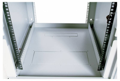 Шкаф коммутационный ЦМО ШРН-9.650.1 серый 9U 600x650мм пер.дв.металл несъемн.бок.пан. 50кг